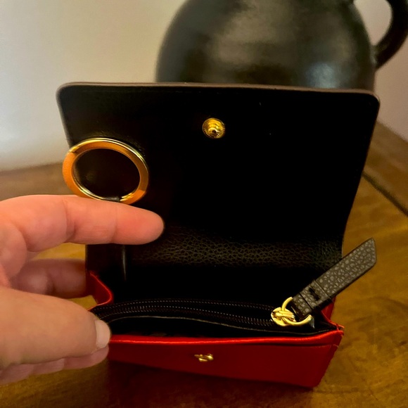 DKNY Keyring Wallet - Picture 5 of 7